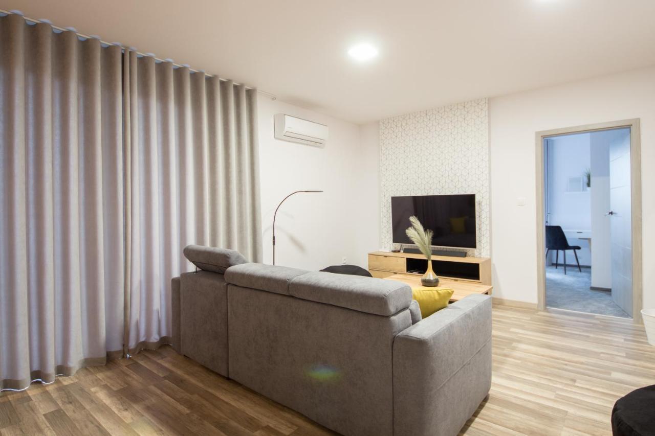 Apartament 23 Park City オストルフ・ビエルコポルスキ エクステリア 写真