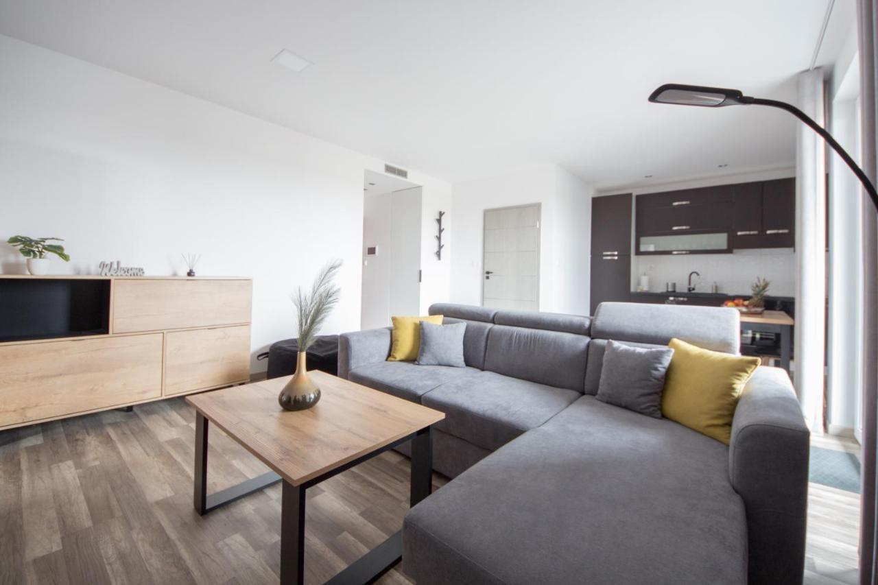 Apartament 23 Park City オストルフ・ビエルコポルスキ エクステリア 写真