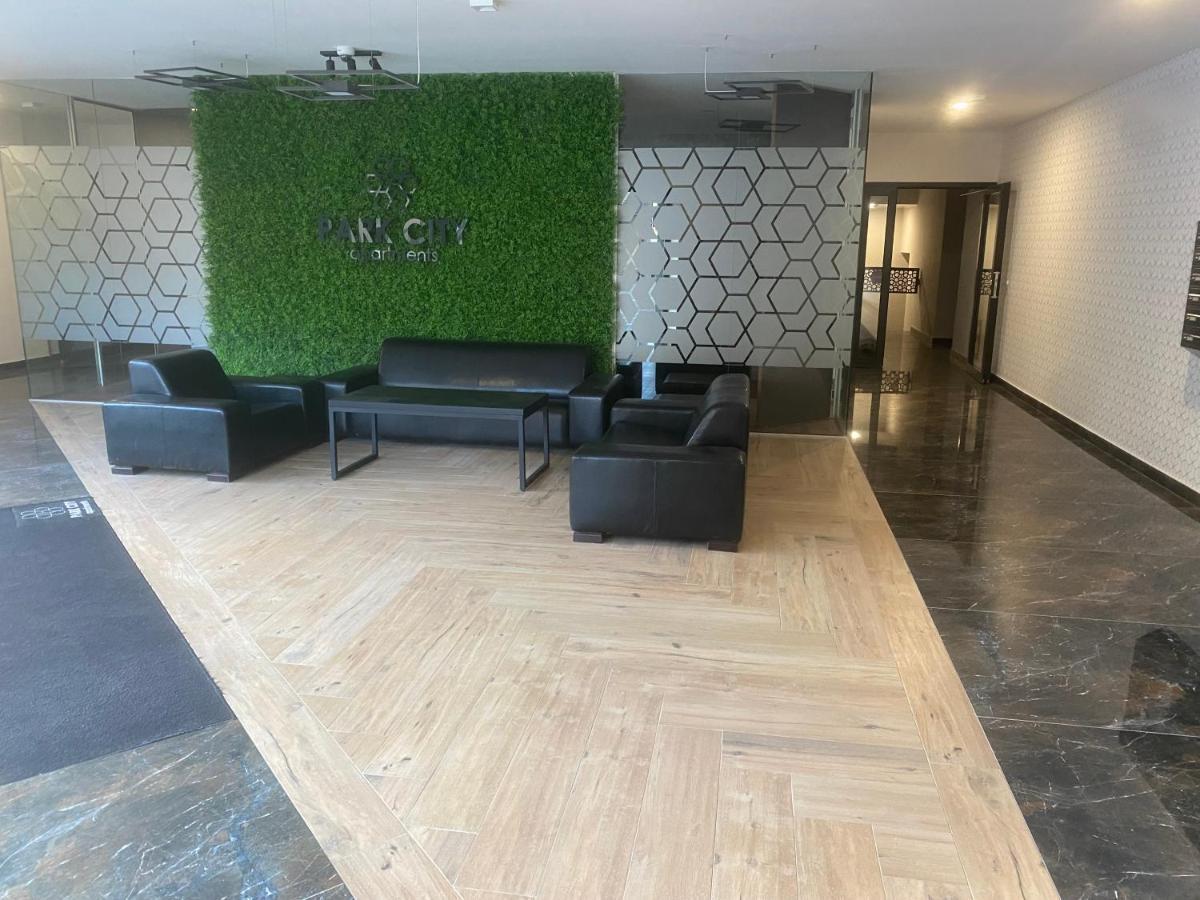 Apartament 23 Park City オストルフ・ビエルコポルスキ エクステリア 写真