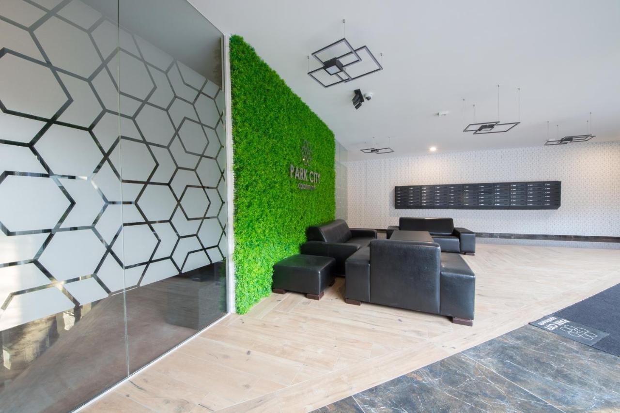 Apartament 23 Park City オストルフ・ビエルコポルスキ エクステリア 写真